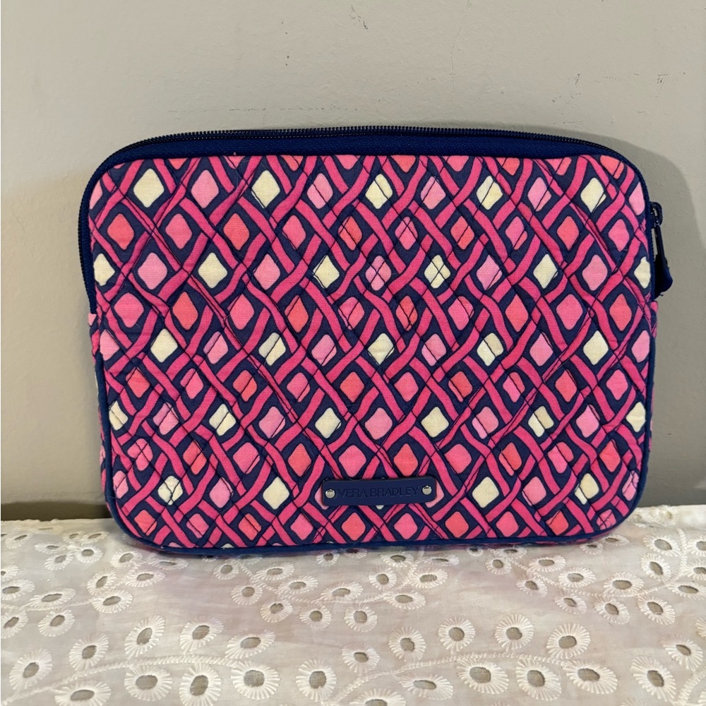 Vera Bradley Padded Zipper Sleeve Katalina Pink